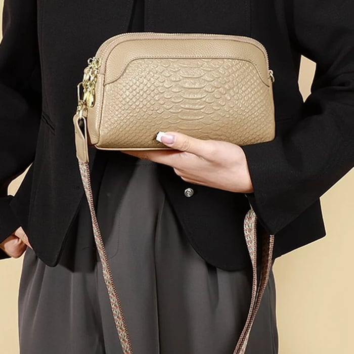 Paola | Bolso de Cuero con Look Reptil