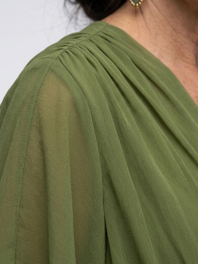 Jade | Vestido midi con cuello en V, cintura drapeada y lazo