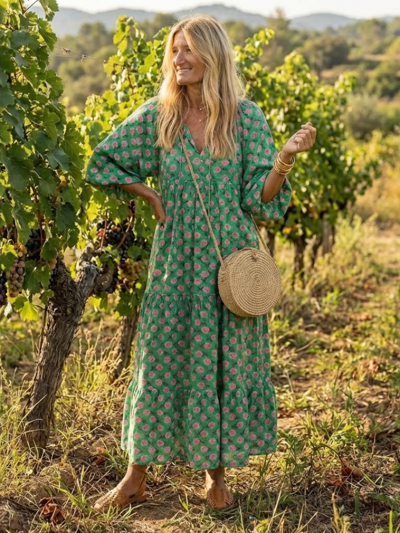 Fiora | Vestido midi con estampado floral, cuello en V y capas