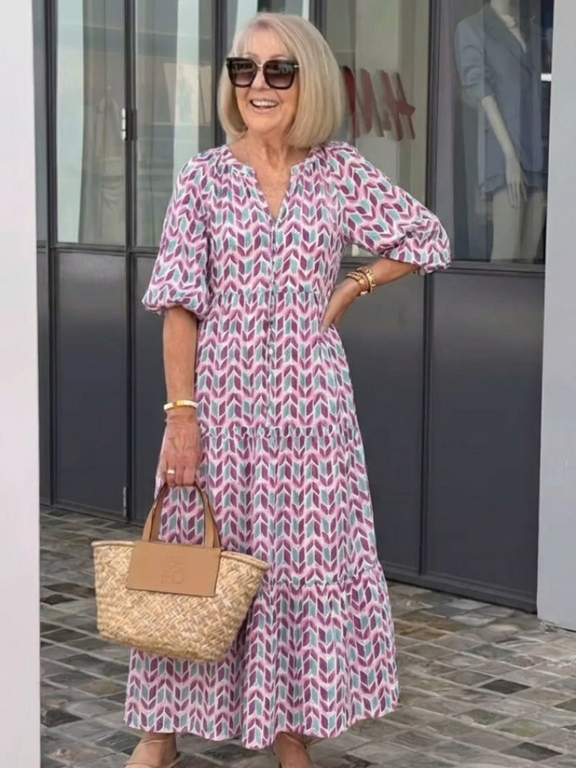 Nadia | Vestido midi de manga larga con estratos y estampado geometrico