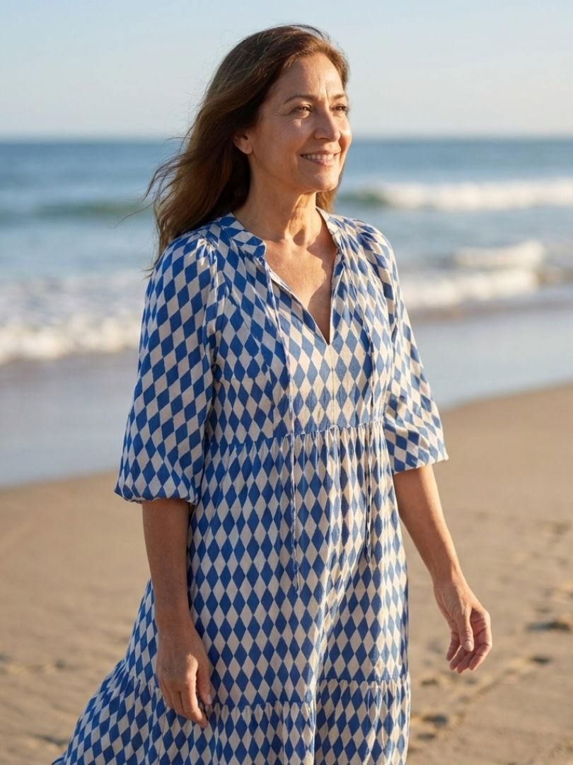 Melody | Vestido midi escalonado con estampado de rombos
