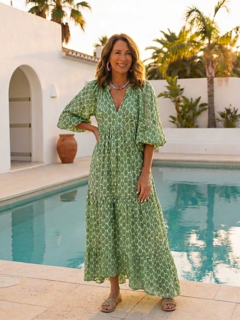 Gala | Vestido midi estampado con cuello en V y mangas tres cuartos