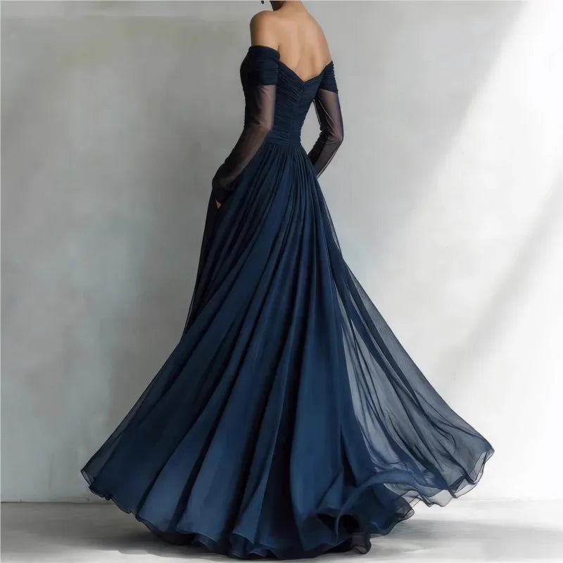Verónica | Vestido largo de hombros descubiertos con malla