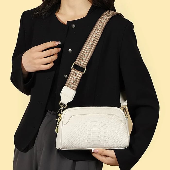 Paola | Bolso de Cuero con Look Reptil