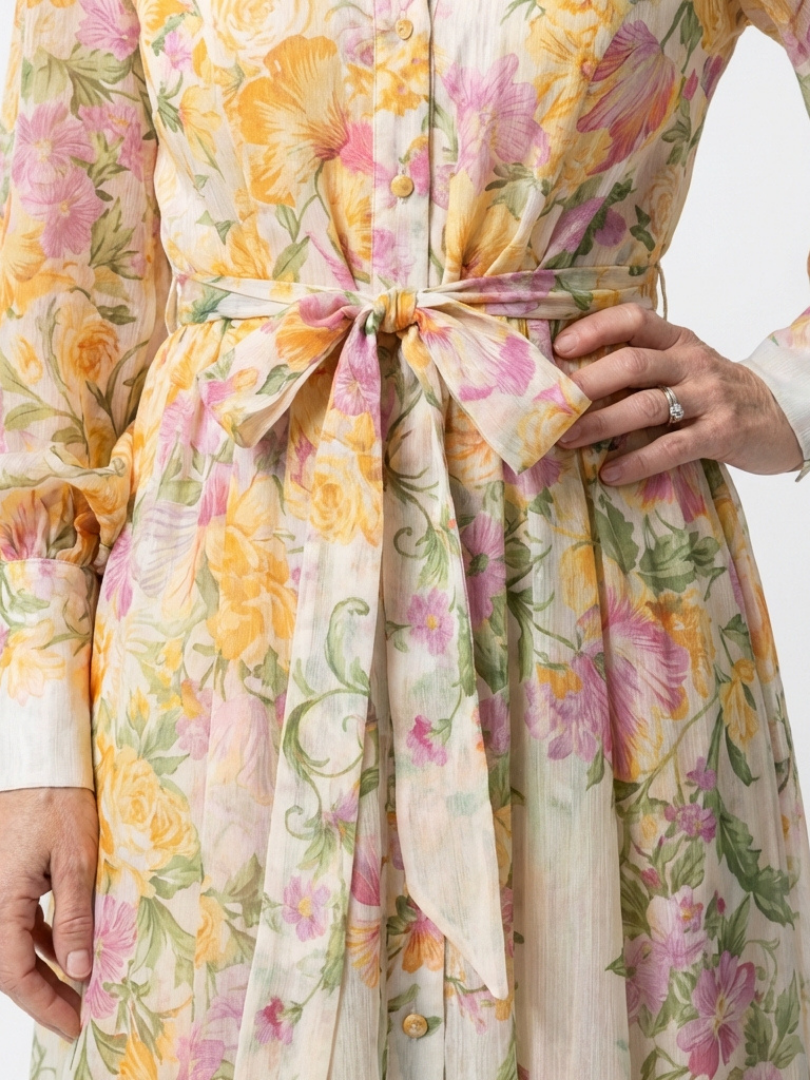 Noa |  Vestido largo de manga larga con estampado floral y tejido transparente